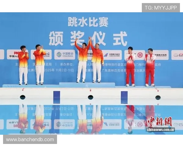 全运会跳水男子3米板决赛精彩上演 多位选手角逐金牌荣耀