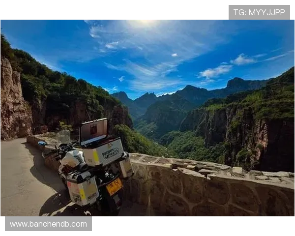 地狱厨神卷入婚礼风波女婿母亲遭禁终致家族势利纷争爆发激烈上演